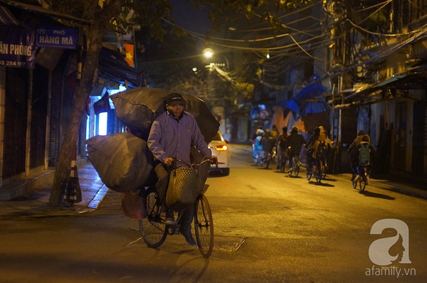 nguoi ha noi co ro dot lua chong ret trong dot lanh ky luc